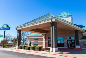 Days Inn by Wyndham N.W. Medical Center